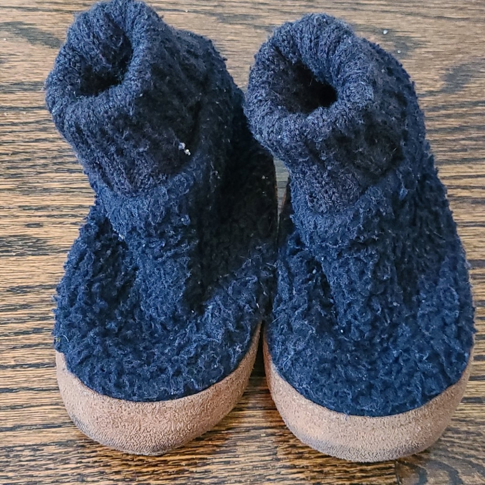 Toddler pull on slippers